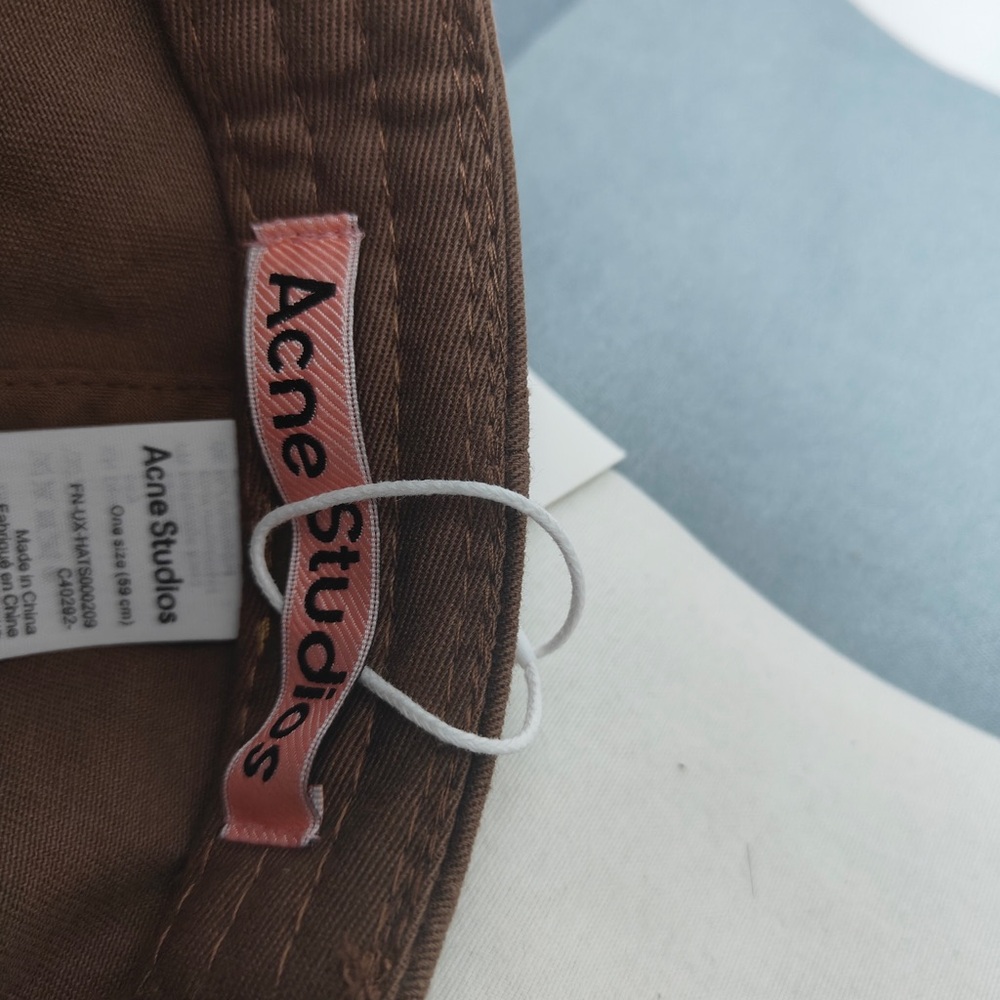 🧢Acne Brown and Silver Minimalist Hat - Picture 4 of 6